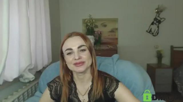 Image 6 of nell_blum Stream on Chaturbate on 12 months ago