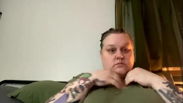 Image 3 of nellatlas Stream on Chaturbate on 14 months ago