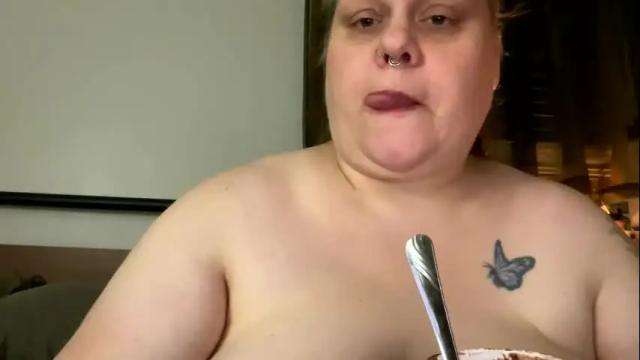Image 3 of nellatlas Stream on Chaturbate on 8 days ago