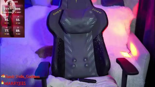 Image 12 of nelle_ Stream on Chaturbate on 2 months ago