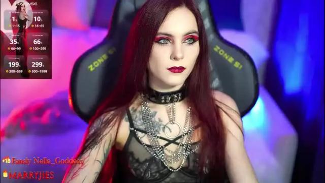Image 4 of nelle_ Stream on Chaturbate on 2 months ago