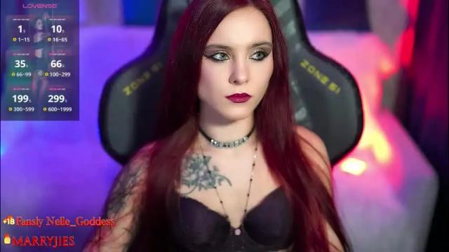 Image 10 of nelle_ Stream on Chaturbate on 2 months ago