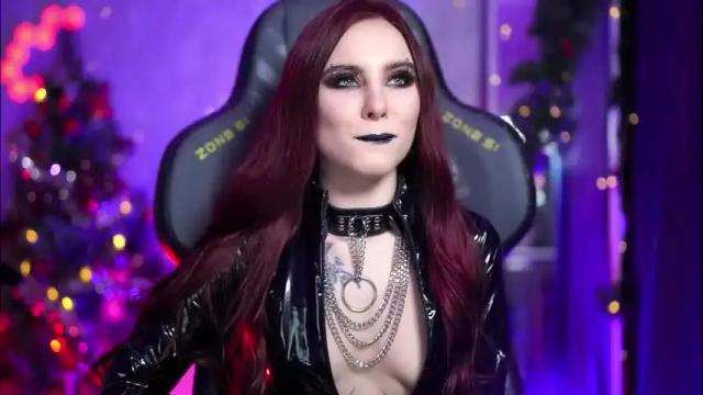 Image 11 of nelle_ Stream on Chaturbate on 28 days ago