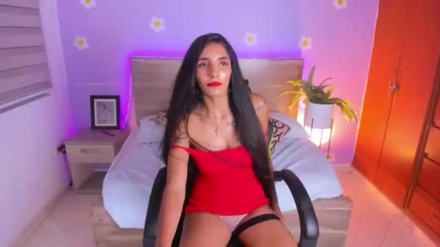 Image 4 of nelly_foox Stream on Chaturbate on 19 months ago