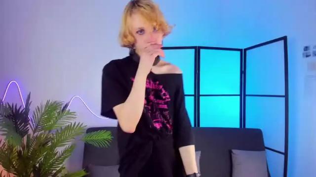 Image 6 of nelly_mur Stream on Chaturbate on 19 months ago