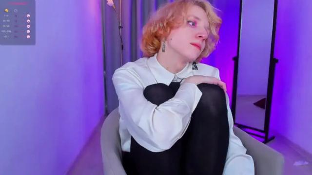 Image 2 of nelly_mur Stream on Chaturbate on 19 months ago