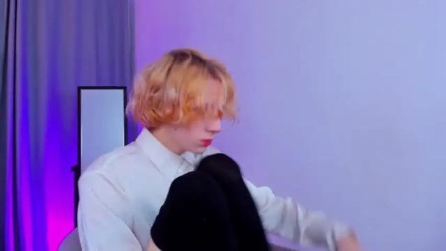 Image 2 of nelly_mur Stream on Chaturbate on 18 months ago