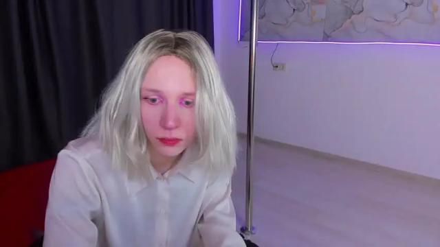 Image 2 of nelly_mur Stream on Chaturbate on 18 months ago