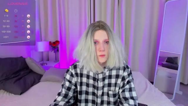 Image 2 of nelly_mur Stream on Chaturbate on 18 months ago