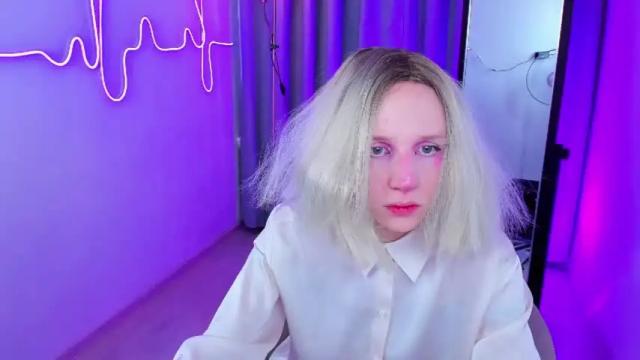 Image 2 of nelly_mur Stream on Chaturbate on 18 months ago