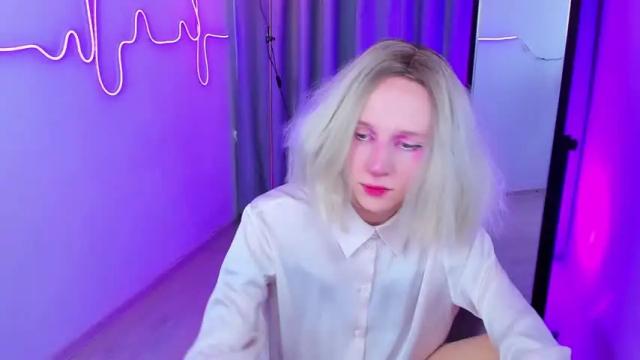 Image 7 of nelly_mur Stream on Chaturbate on 18 months ago