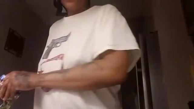 Image 7 of nellybootybash Stream on Chaturbate on 14 months ago