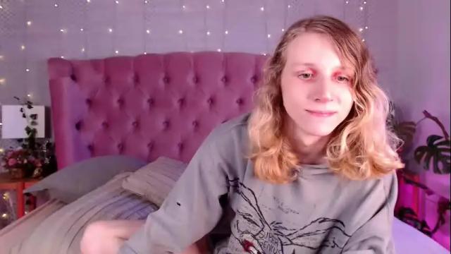 Image 3 of nellystarrr Stream on Chaturbate on 5 months ago