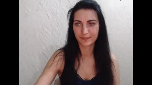 Image 2 of nensyfay_ Stream on Chaturbate on 8 days ago