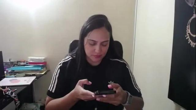 Image 3 of neny445 Stream on Chaturbate on 3 months ago