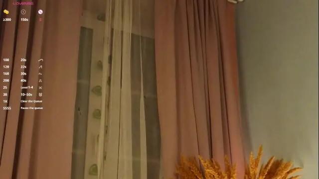 Image 6 of neon_lexi Stream on Chaturbate on 22 days ago