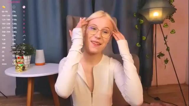 Image 11 of neon_lexi Stream on Chaturbate on 20 days ago