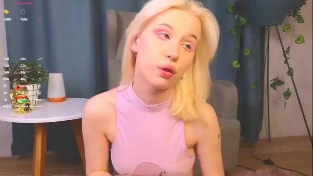 Image 3 of neon_lexi Stream on Chaturbate on 18 days ago