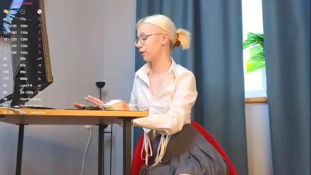 Image 2 of neon_lexi Stream on Chaturbate on 12 days ago