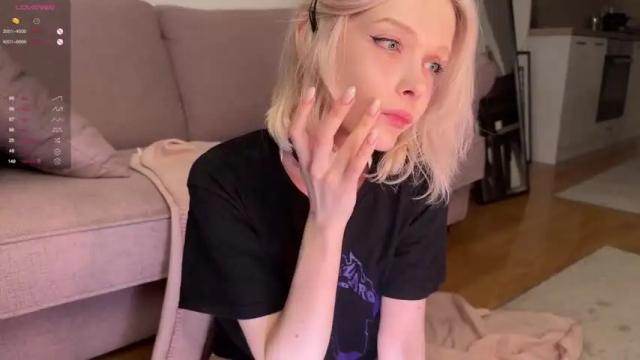 Image 7 of neondemon_ Stream on Chaturbate on 13 months ago