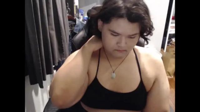 Image 10 of neonneon2601 Stream on Chaturbate on 14 months ago