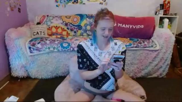 Image 8 of nerdgibbler Stream on Chaturbate on 22 months ago