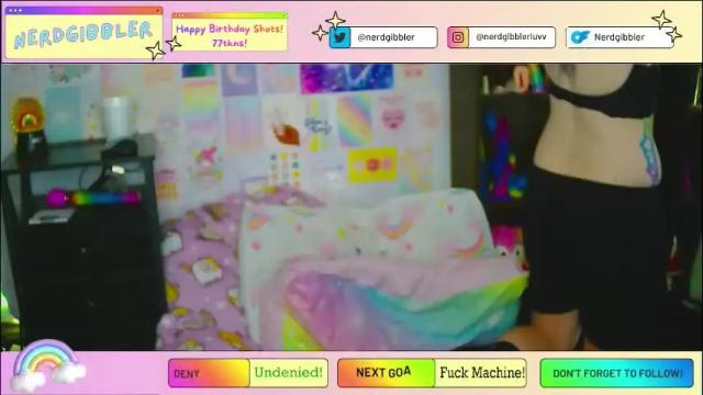 Image 10 of nerdgibbler Stream on Chaturbate on 2 months ago