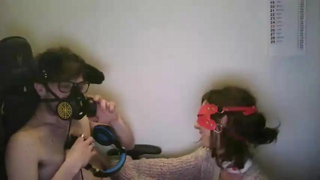 Image 6 of nerdy_bi_kitty Stream on Chaturbate on 16 months ago