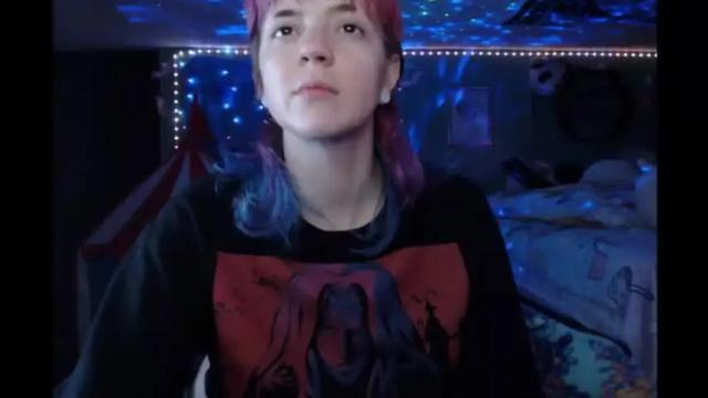 Image 6 of nerdy_squirty Stream on Chaturbate on 15 months ago