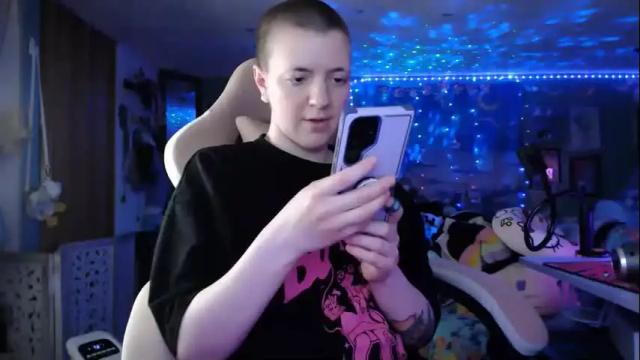 Image 10 of nerdy_squirty Stream on Chaturbate on 13 days ago