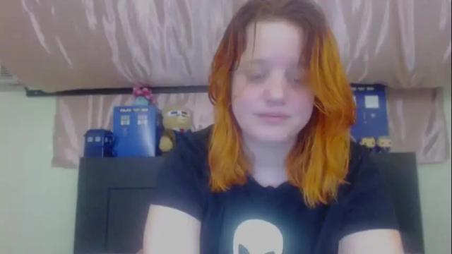 Image 3 of nerdyzoey420 Stream on Chaturbate on 17 months ago