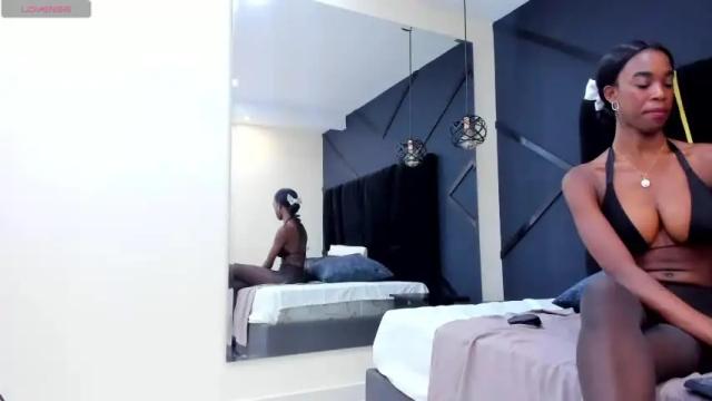 Thumbnail 3, nerea_lambert's Stream at Chaturbate, 25 months ago