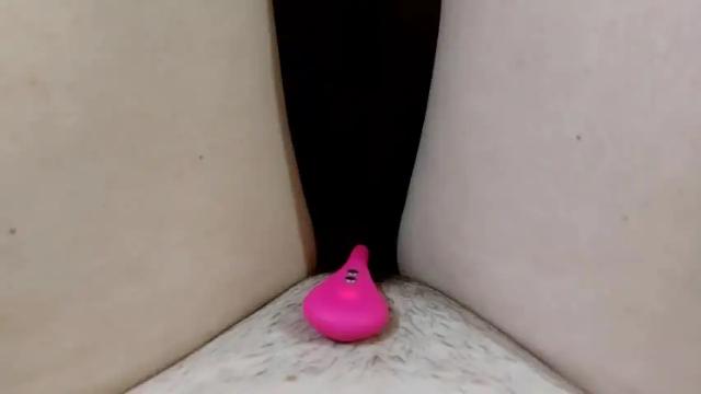 Image 3 of nerii11i Stream on Chaturbate on 14 months ago