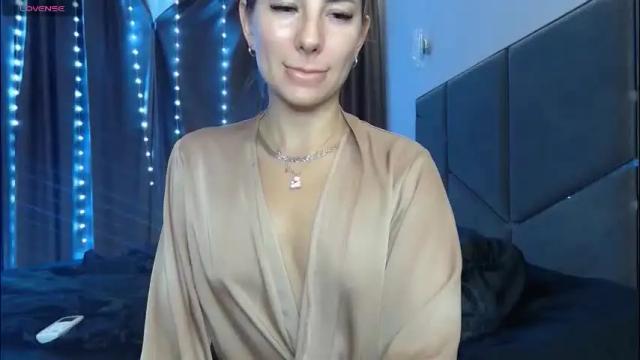Image 12 of nessystar Stream on Chaturbate on 3 months ago