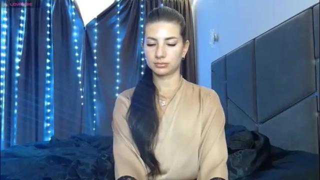 Image 3 of nessystar Stream on Chaturbate on 3 months ago