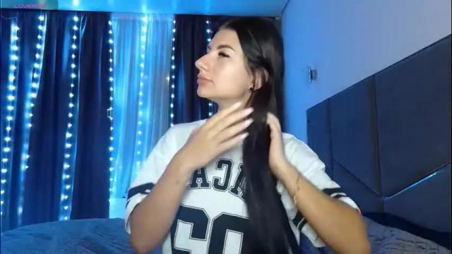 Image 2 of nessystar Stream on Chaturbate on 1 month ago