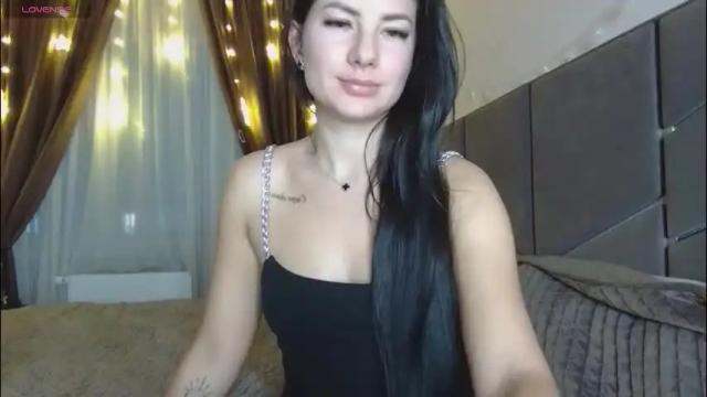 Image 2 of nessystar Stream on Chaturbate on 1 month ago