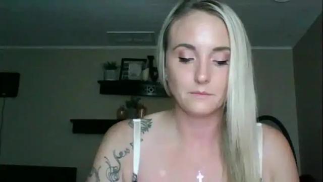 Image 10 of neversaynogrl Stream on Chaturbate on 19 months ago