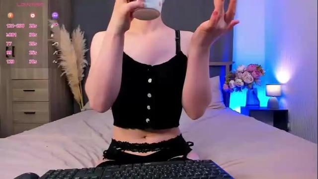 Image 10 of new_boobs Stream on Chaturbate on 12 days ago