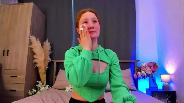Image 2 of new_boobs Stream on Chaturbate on 10 days ago