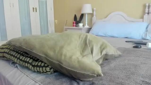 Image 7 of new_busty Stream on Chaturbate on 14 months ago
