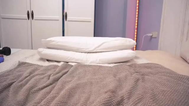 Image 12 of new_dee Stream on Chaturbate on 1 month ago