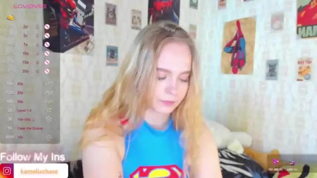 Image 8 of new_kamelia Stream on Chaturbate on 13 months ago