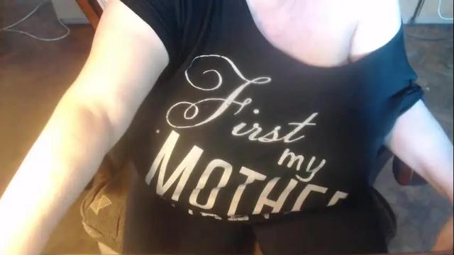 Image 11 of new_milf Stream on Chaturbate on 14 days ago