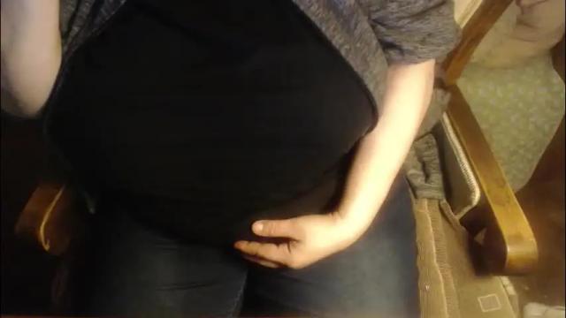 Image 3 of new_milf Stream on Chaturbate on 9 days ago
