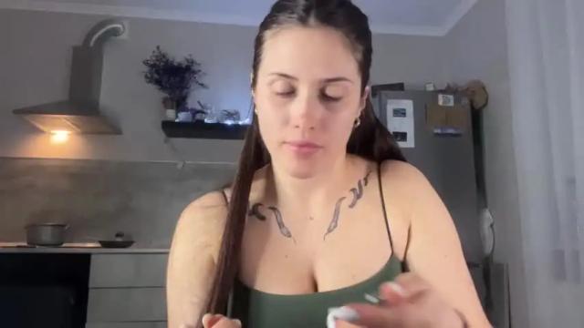 Image 8 of newsortofheroin Stream on Chaturbate on 19 months ago