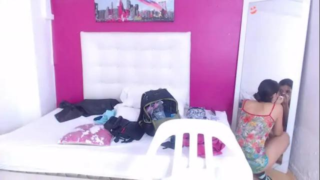 Image 4 of nextdoor_fantasy Stream on Chaturbate on 2 months ago