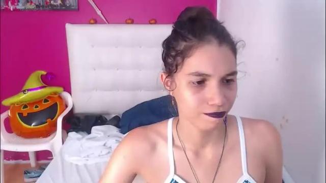 Image 6 of nextdoor_fantasy Stream on Chaturbate on 2 months ago