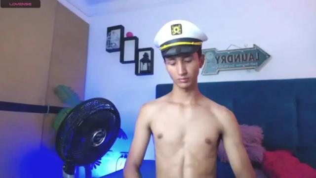 Image 12 of nexus_blue Stream on Chaturbate on 18 months ago
