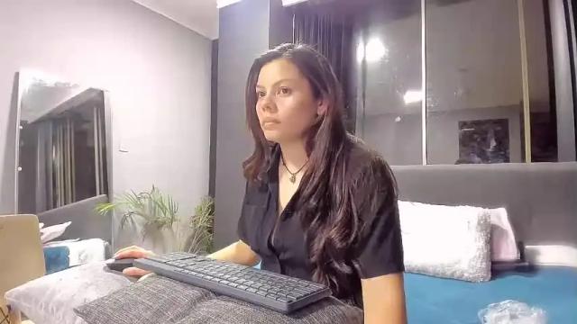 Image 6 of nezuko_2414 Stream on Chaturbate on 15 months ago